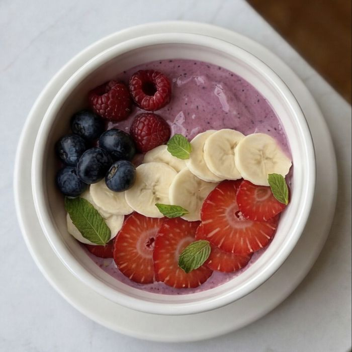 Karışık Meyveli Acai Bowl